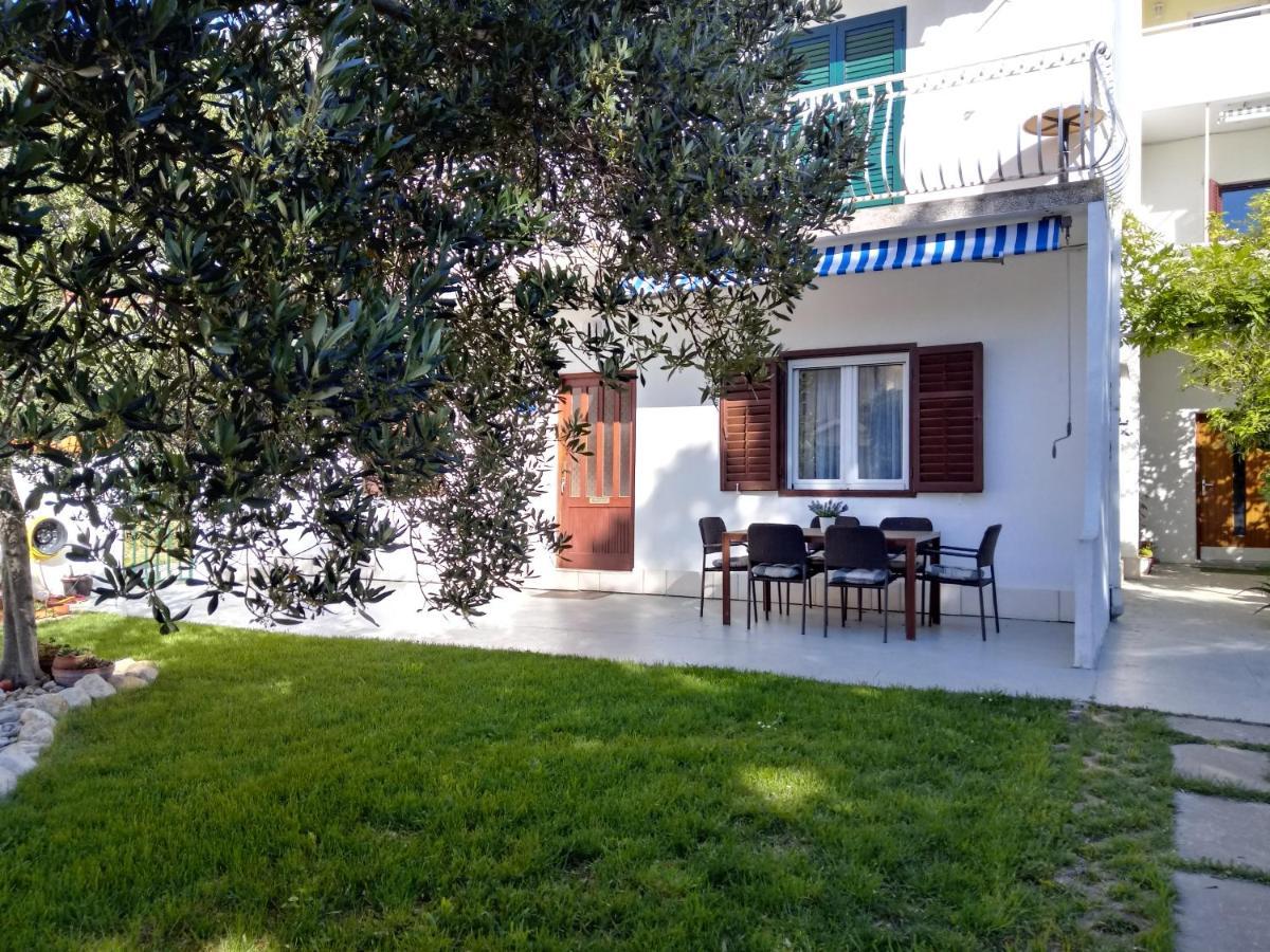 Tihana-Ground Floor With Large Terrace Makarska Exterior foto