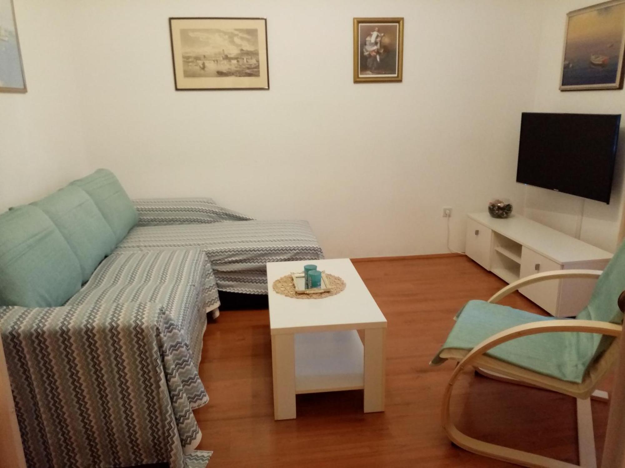 Tihana-Ground Floor With Large Terrace Makarska Exterior foto